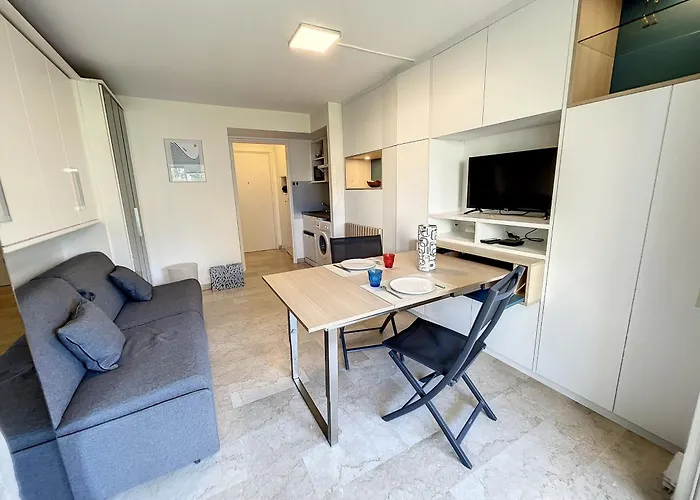 Apartament Superbe Studio, Piscine 330l Giov *